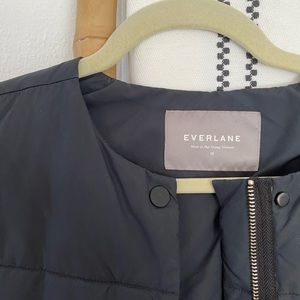 Everlane puffer in navy